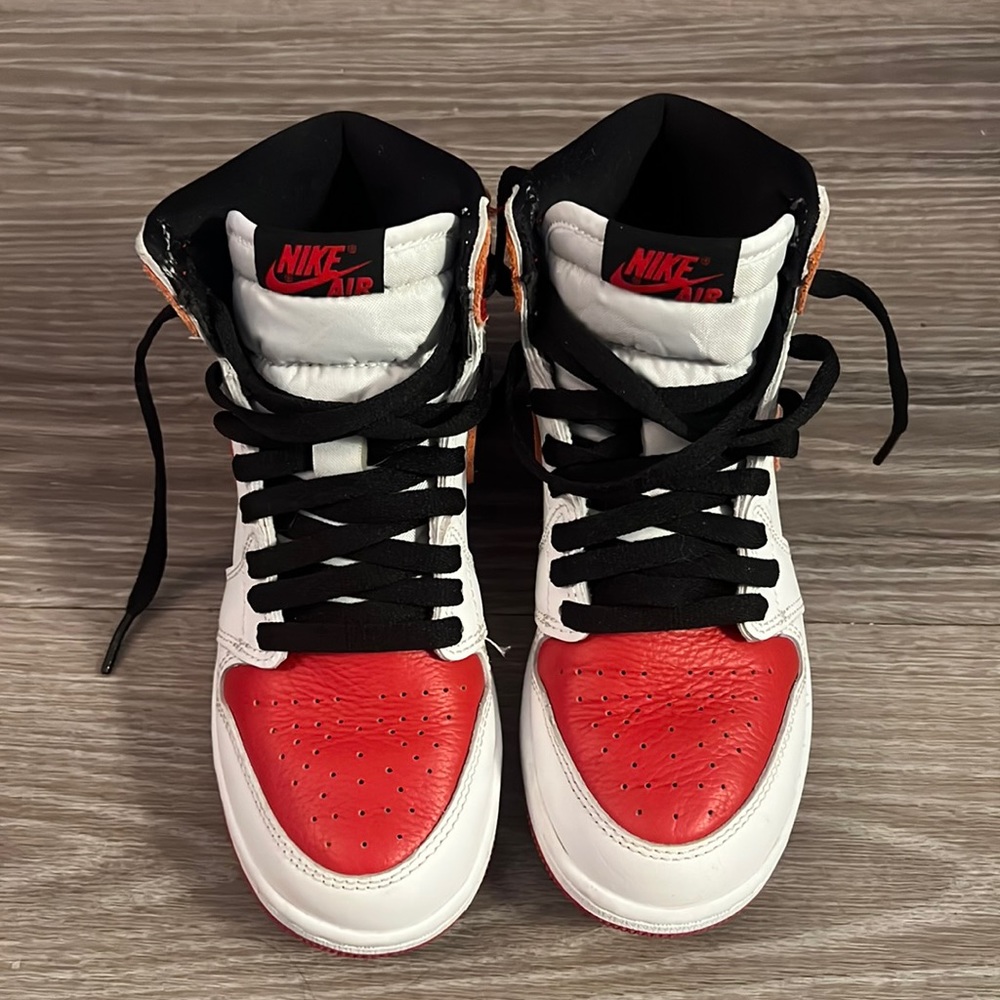 Air Jordan 1 Retro “Big Boys” size 4US
